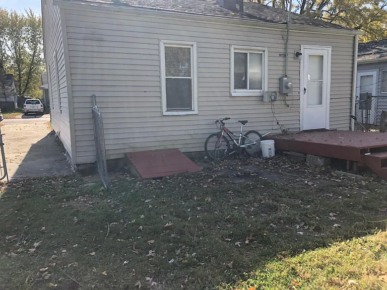 13931 Marshall Ave — Photo 13
