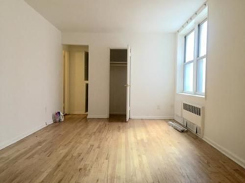 3rd image of 59 Gelston Ave APT 5f