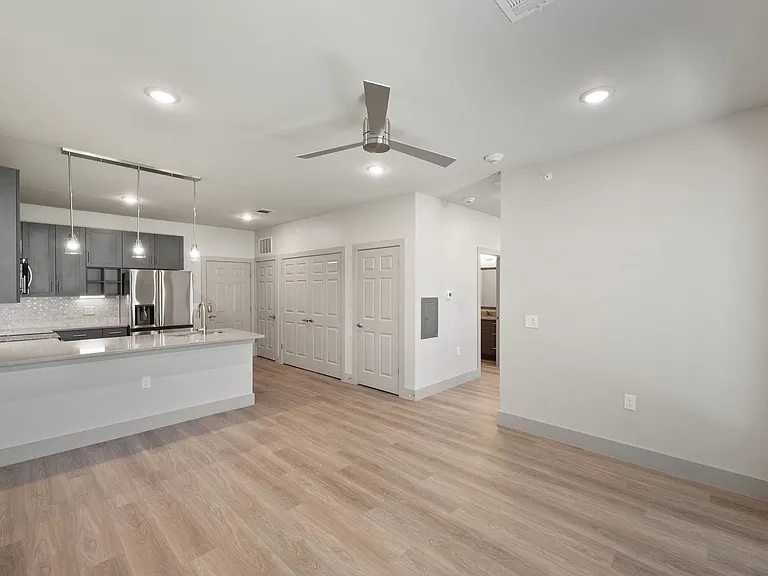 3751 Heritage Towne Blvd — Photo 53