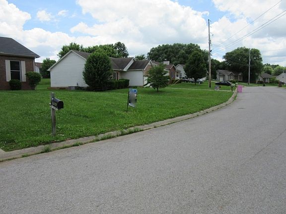 5th image of 1755 Butternut Dr