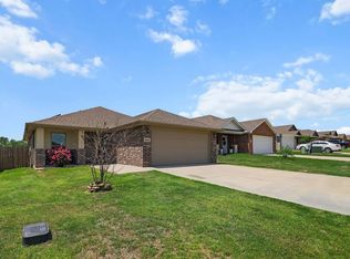 6005 NW Sherman St, Bentonville, AR 72713