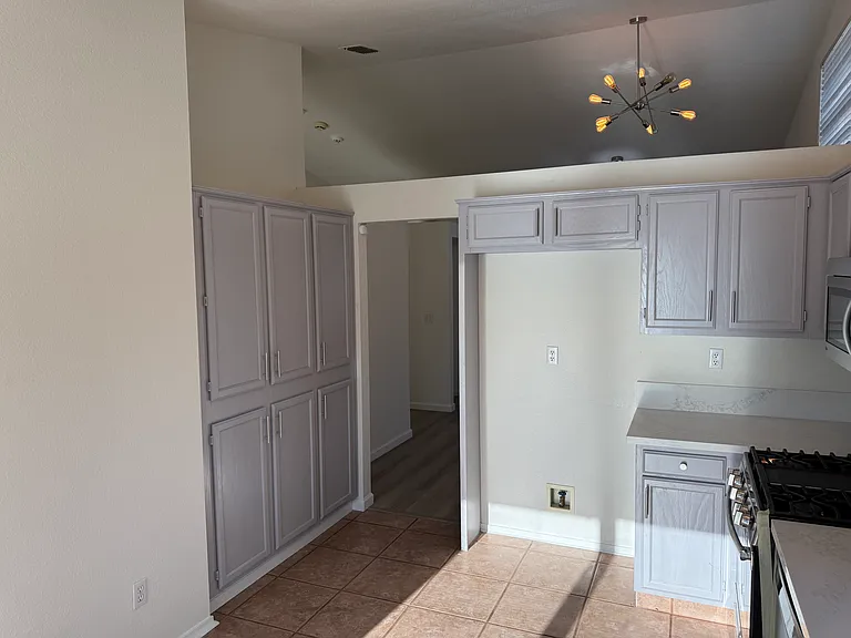 8568 Derlin Way — Photo 18