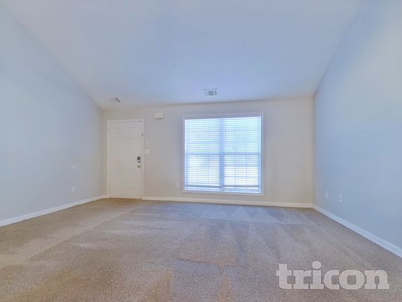 3rd image of 4878 Brookwood Pl