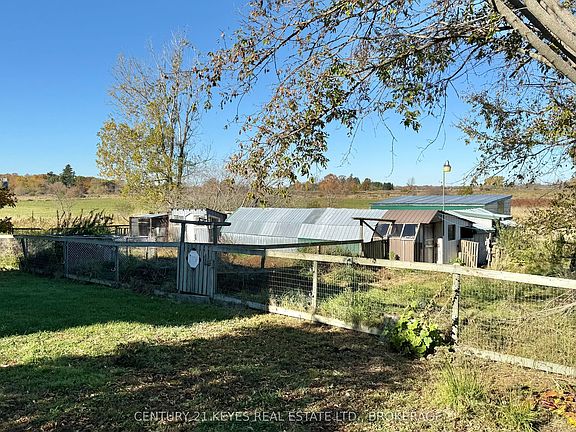 4th image of 614 County Road 2 Rd