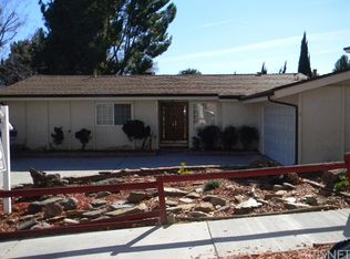 22120 Empino Ln, Santa Clarita, CA 91350