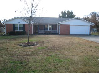 206 Thompson Ave, Poteau, OK 74953