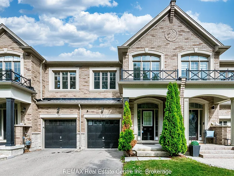27 Lady Evelyn Cres — Photo 2
