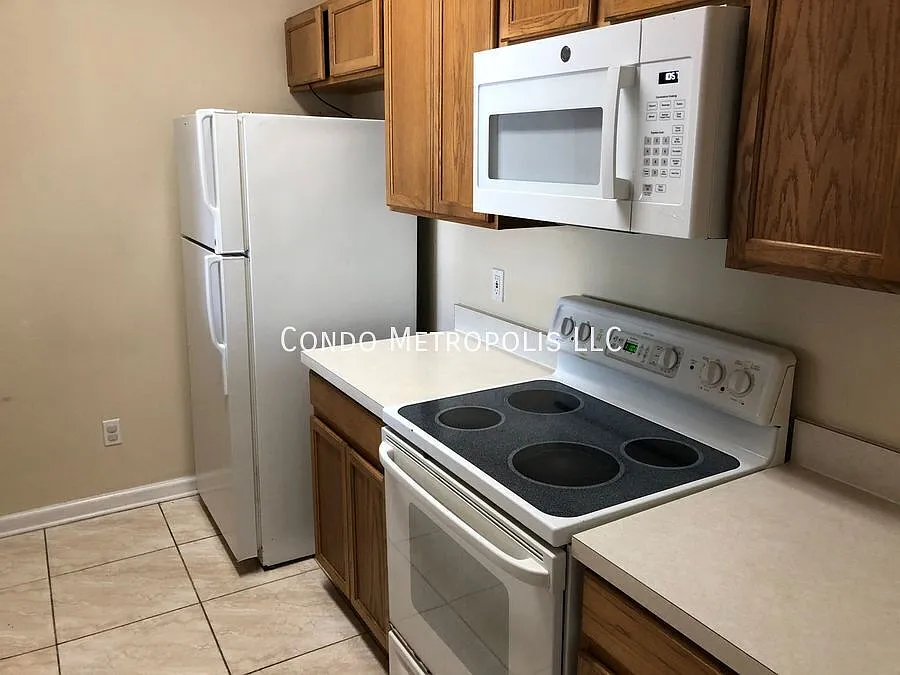 Coming Soon! 2 bedroom, 2bath! Hunter Creek area ~ — Photo 4