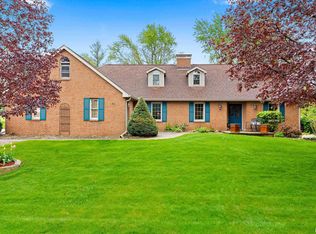 4 Winged Foot Dr, Pekin, IL