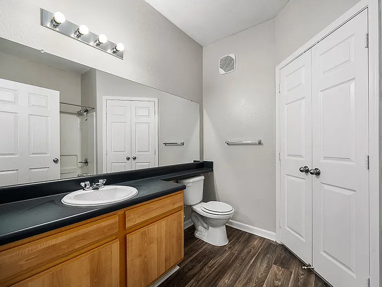 Elms - 2 Bed / 2 Bath - 1,020 Sq.Ft.