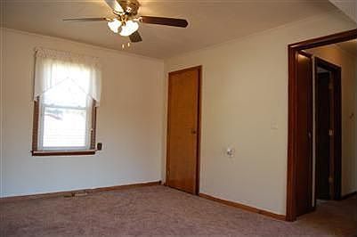 5th image of 1235 Edward Dr