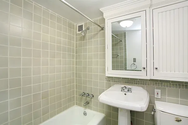 Rented by Corcoran | media 4