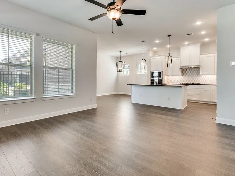 709 Mourning Dove Dr — Photo 14