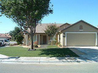 1st image of 820 Kathryn Dr