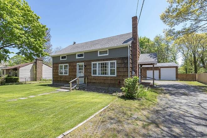1st image of 42 Fanning Ave