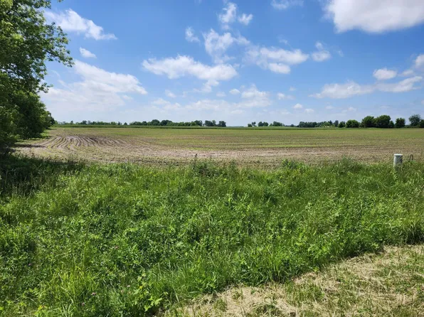 Commercial Dr, Waupaca, WI 54981