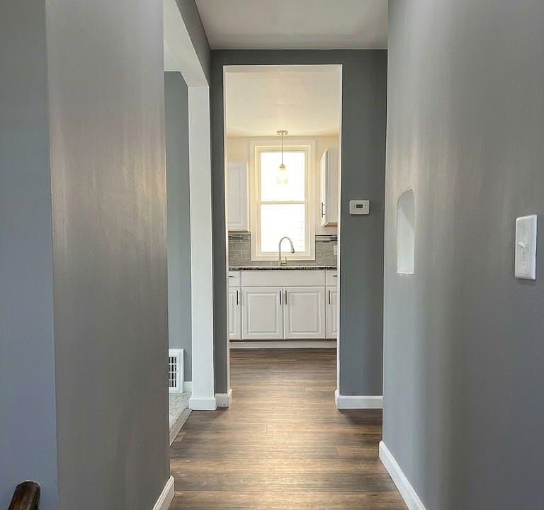 20110 Carrie St, photo 9