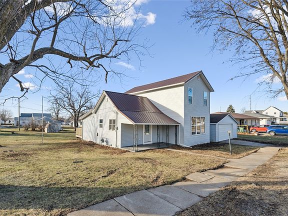 3rd image of 809 Jefferson Ave