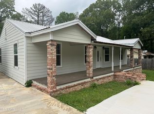 3969 Boozier Dr, Jackson, MS 39212