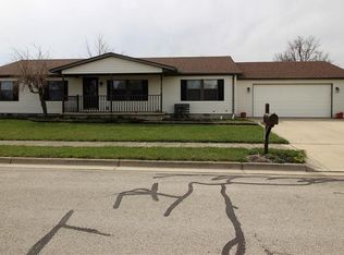 521 E Keller St, Bradford, OH 45308