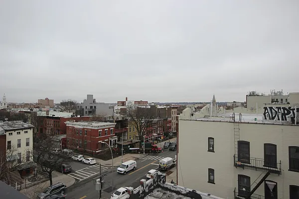 Rented by Nooklyn NYC LLC | media 30