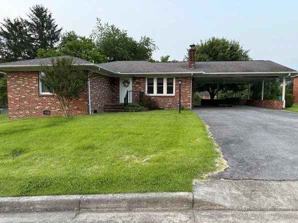 211 Philpot Ave, Richlands, VA 24641