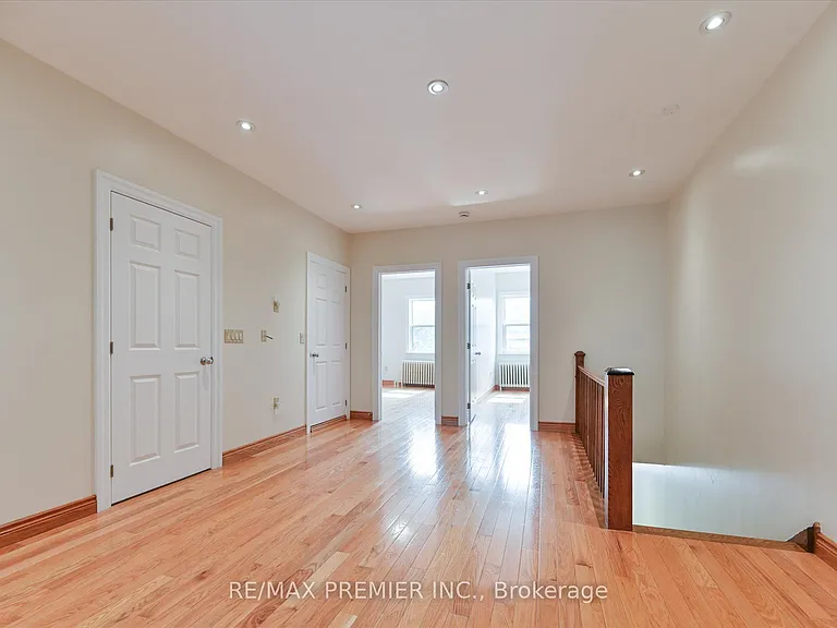 1575 Bayview Ave — Photo 1