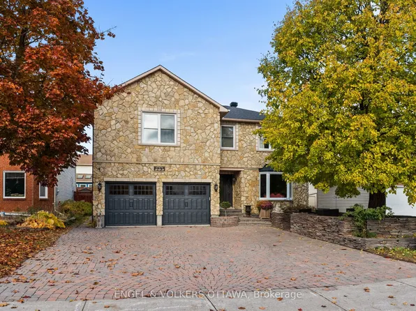 563 Merkley Dr, Ottawa, ON K4A 1V9