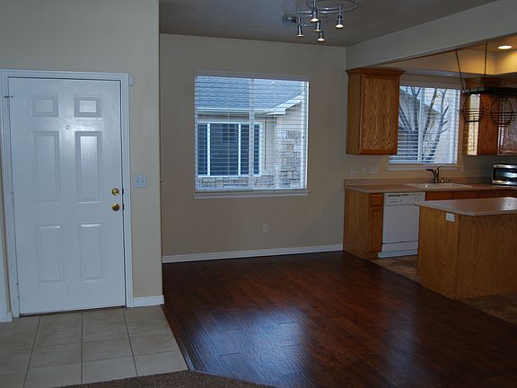2nd image of 3424 S De Mass Dr