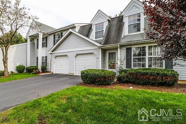 1st image of 234 Glastonbury Ln