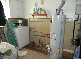 14838 Toledo St, Flat Rock, MI 48134