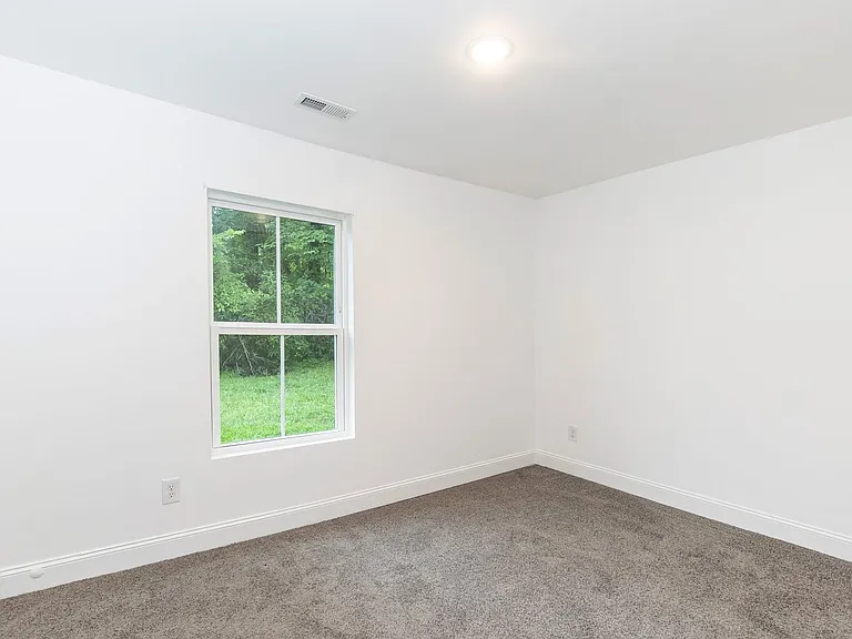 206 Temple Ave — Photo 13