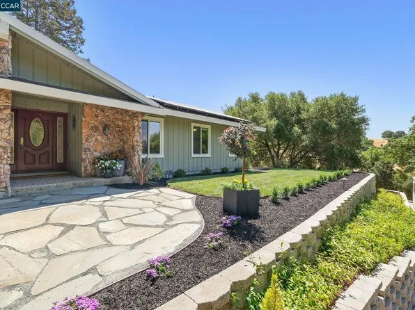 1883 Piedras Cir, Alamo, CA 94507