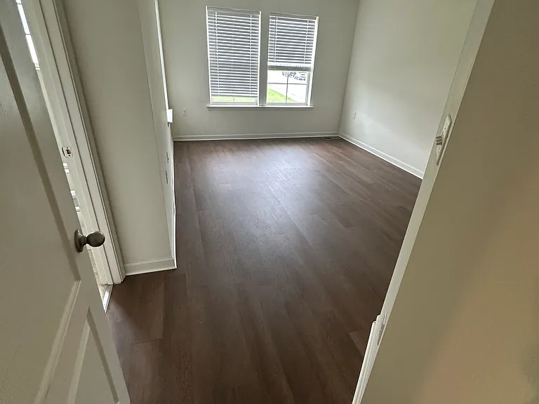 115 Cecily Way — Photo 23