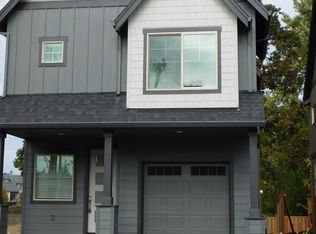 7975 NE Sabo St, Hillsboro, OR