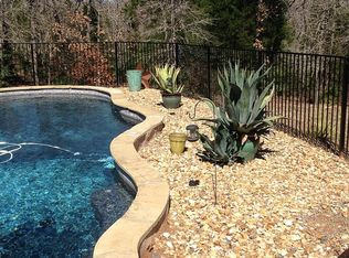 321 Arbors Cir, Elgin, TX 78621