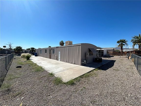 3rd image of 575 Palo Verde Drive