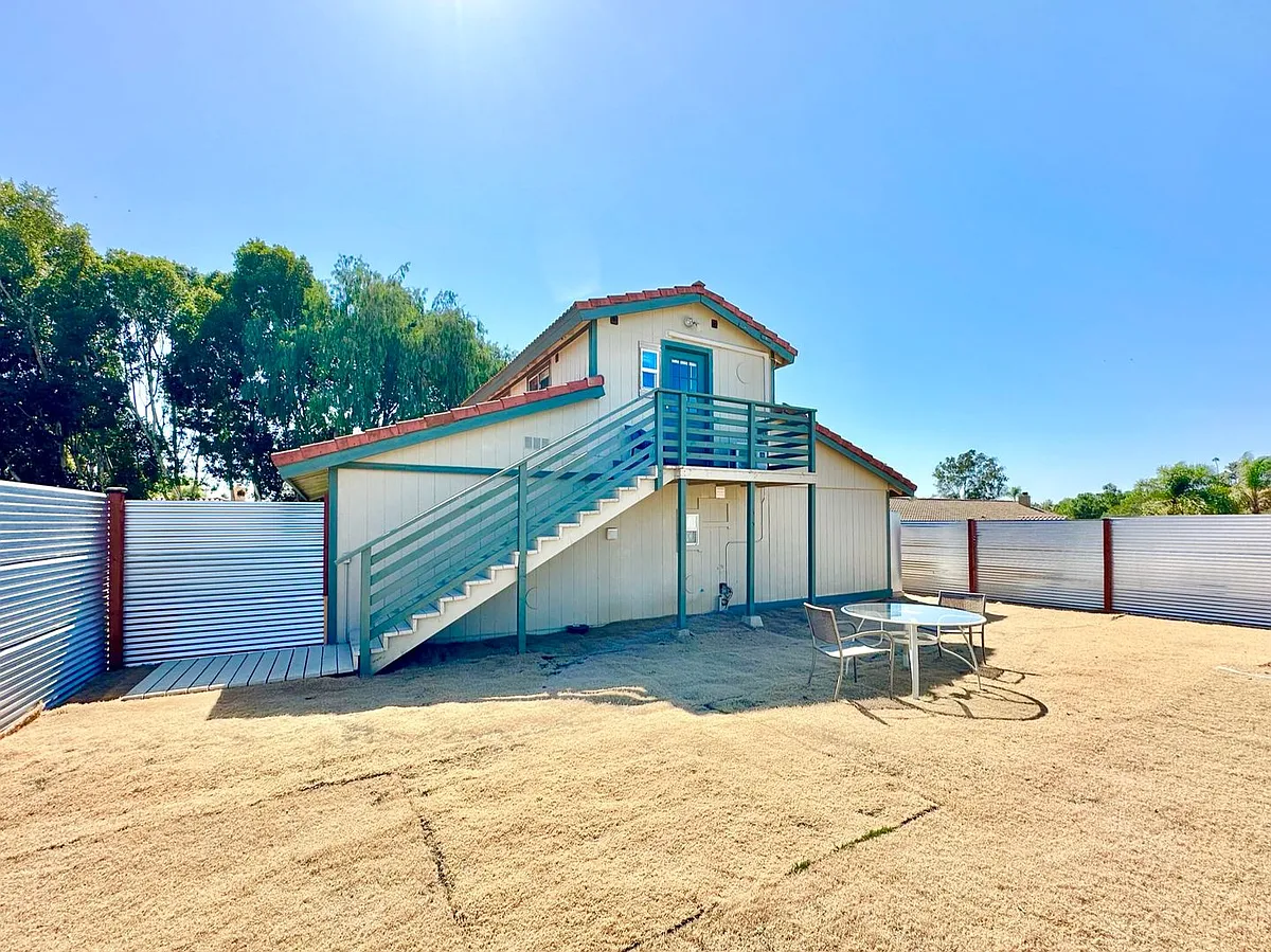 Building Photo - 1092 Tanya Ln #B