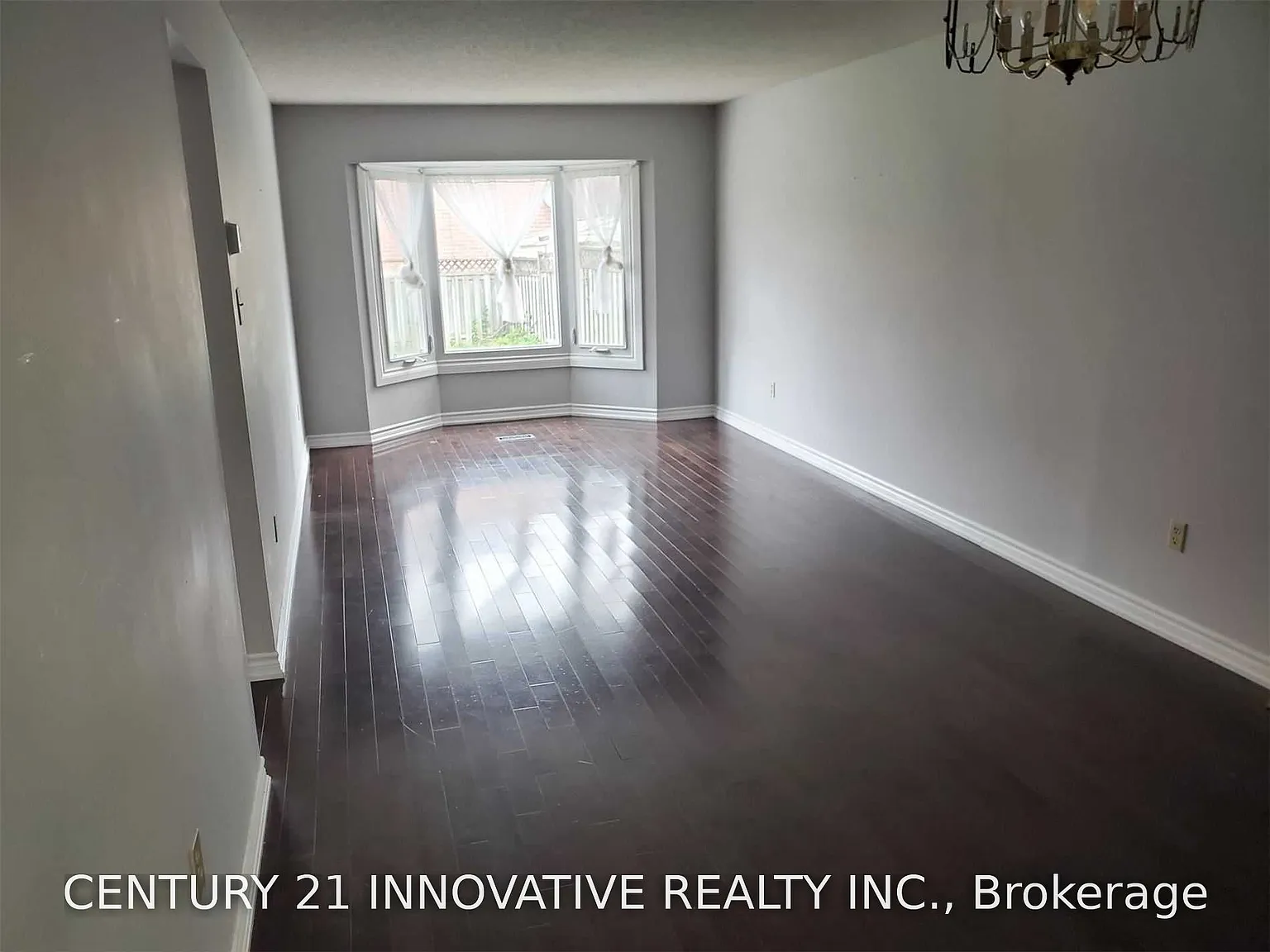 2 bed, $1,800 — Photo 4