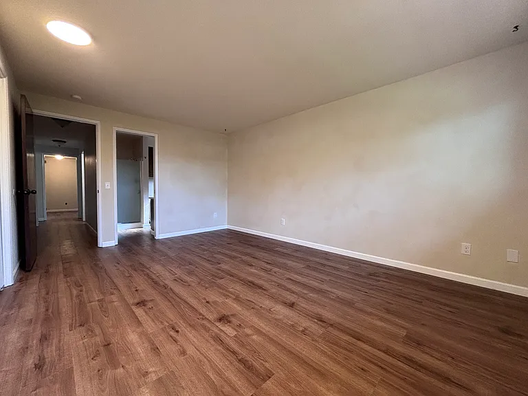 530 Shaff Rd — Photo 13