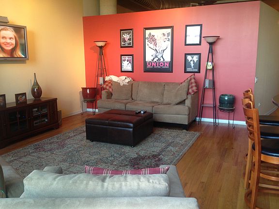 3rd image of 900 N Kingsbury St APT 734