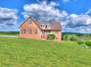 530 Russell Brothers, Sharps Chapel, TN 37866