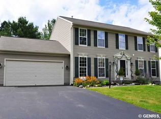 660 Maris Run, Webster, NY 14580