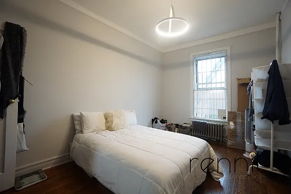 Rented by Rennit Inc. | media 12