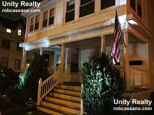 (undisclosed Address), Lynn, MA 01902