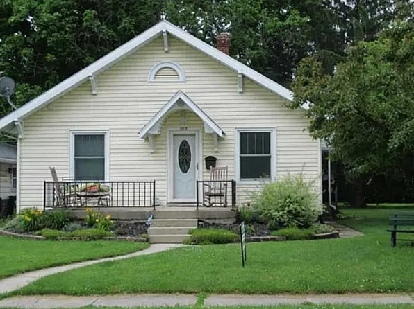 203 College Dr, Anderson, IN 46012