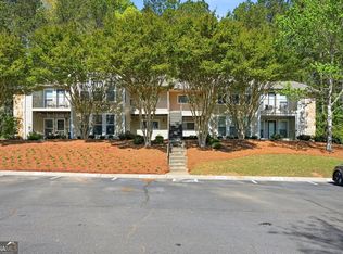 4013 Lake Pointe Cir, Roswell, GA