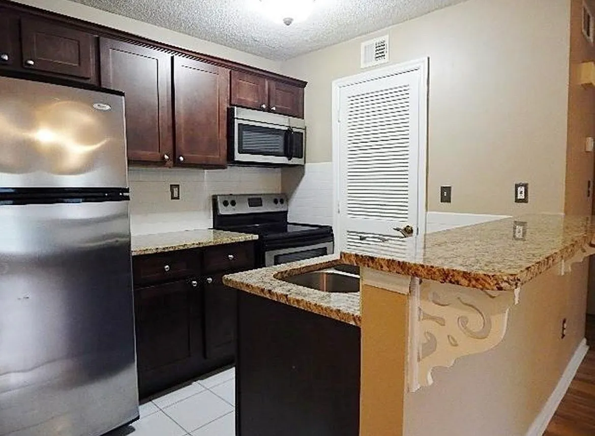 1 bed, 630 sqft, $1,495 — Photo 2
