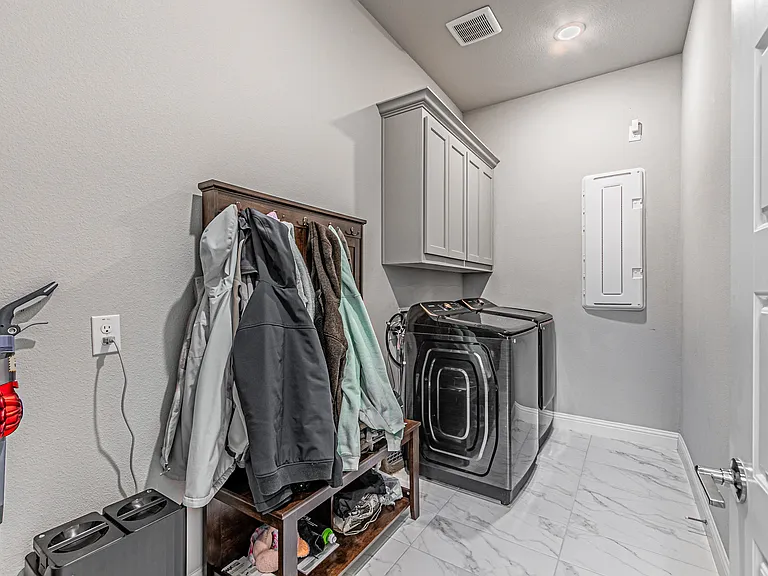 13237 Jonata St — Photo 18