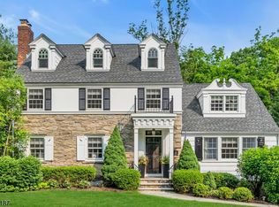 166 Washington Ave, Chatham Boro, NJ 07928